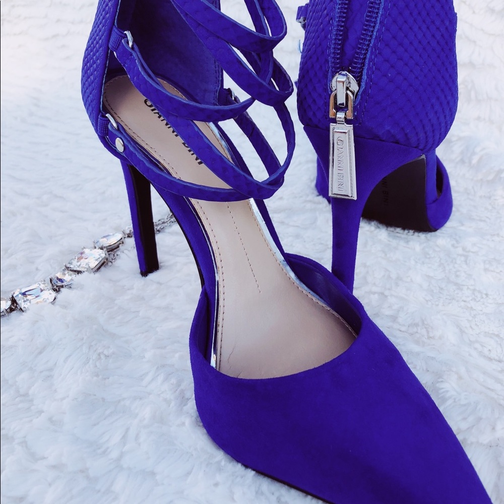 Giani Bini Blue Suede Strappy Heels